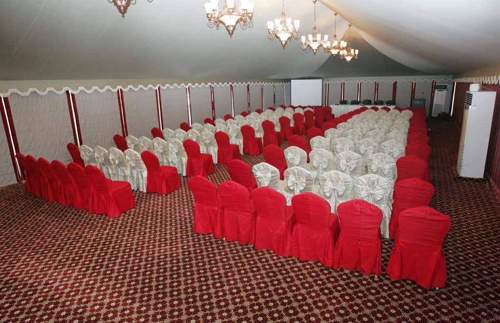 Dammam Hotel Esterno foto