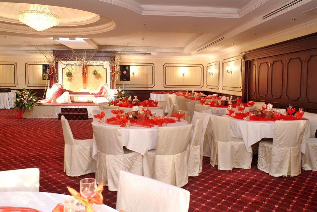 Dammam Hotel Esterno foto
